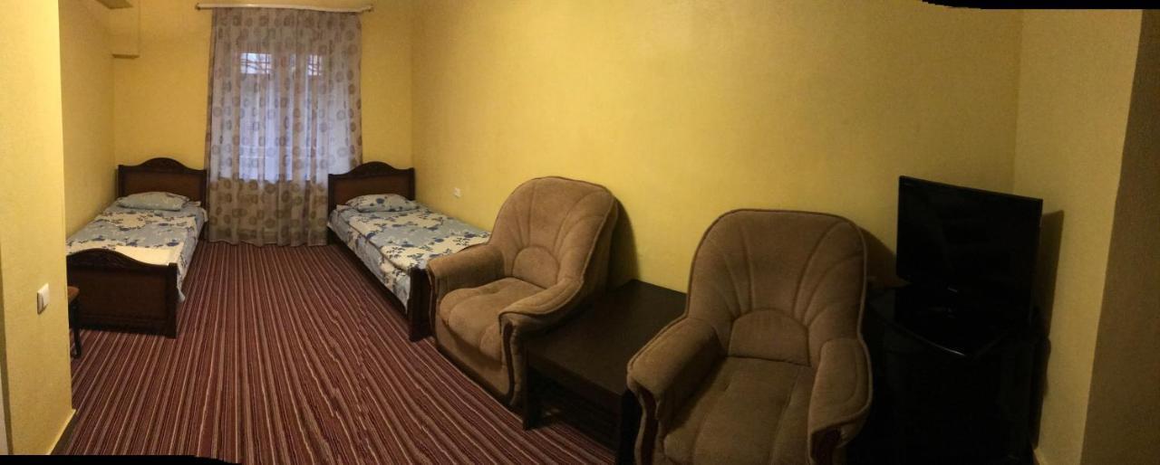 Best Hostel Republic Square Yerevan Exterior foto
