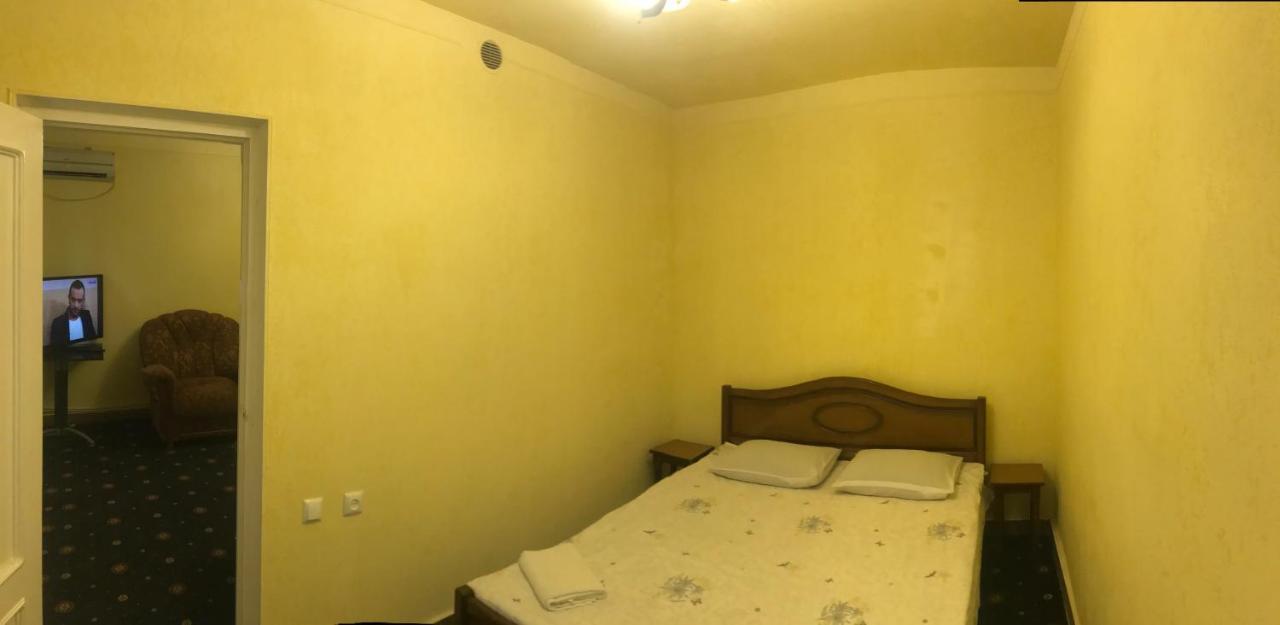 Best Hostel Republic Square Yerevan Exterior foto